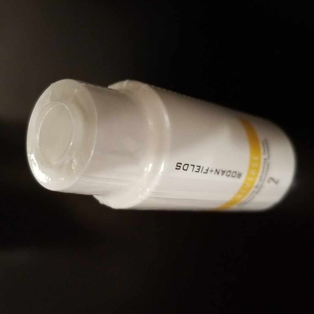 Rodan+Fields Reverse Travel/Mini Regimen - Picture 9 of 11